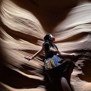 Meet your Posher, Victoria